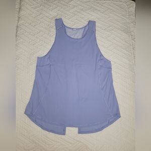 LULULEMON SIZE 10 Women's Lavender Sleeveless Top. USED, GREAD CONDITION.
